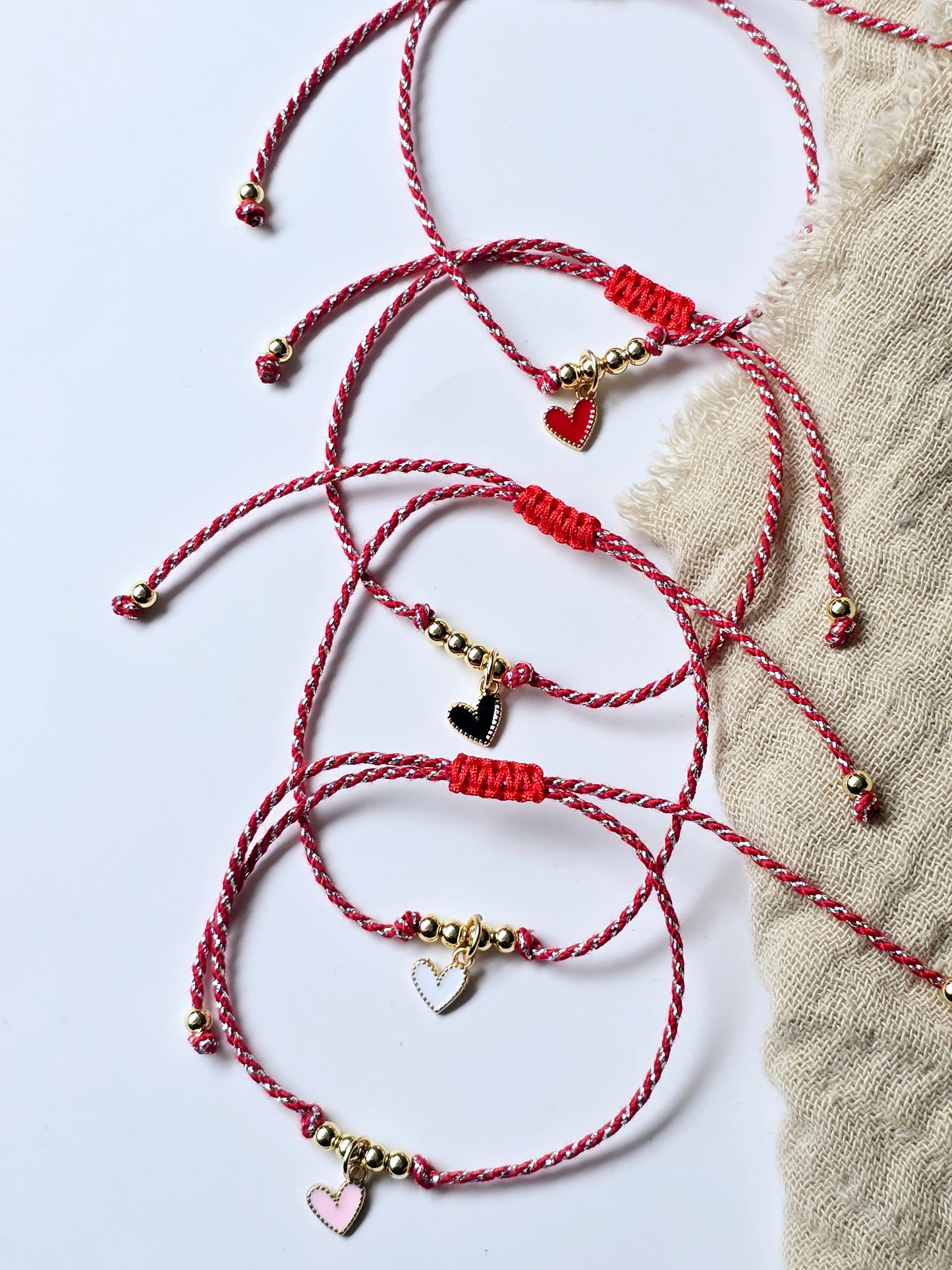 Armband "rot/silber/gold" mit Herz (4 Farben)