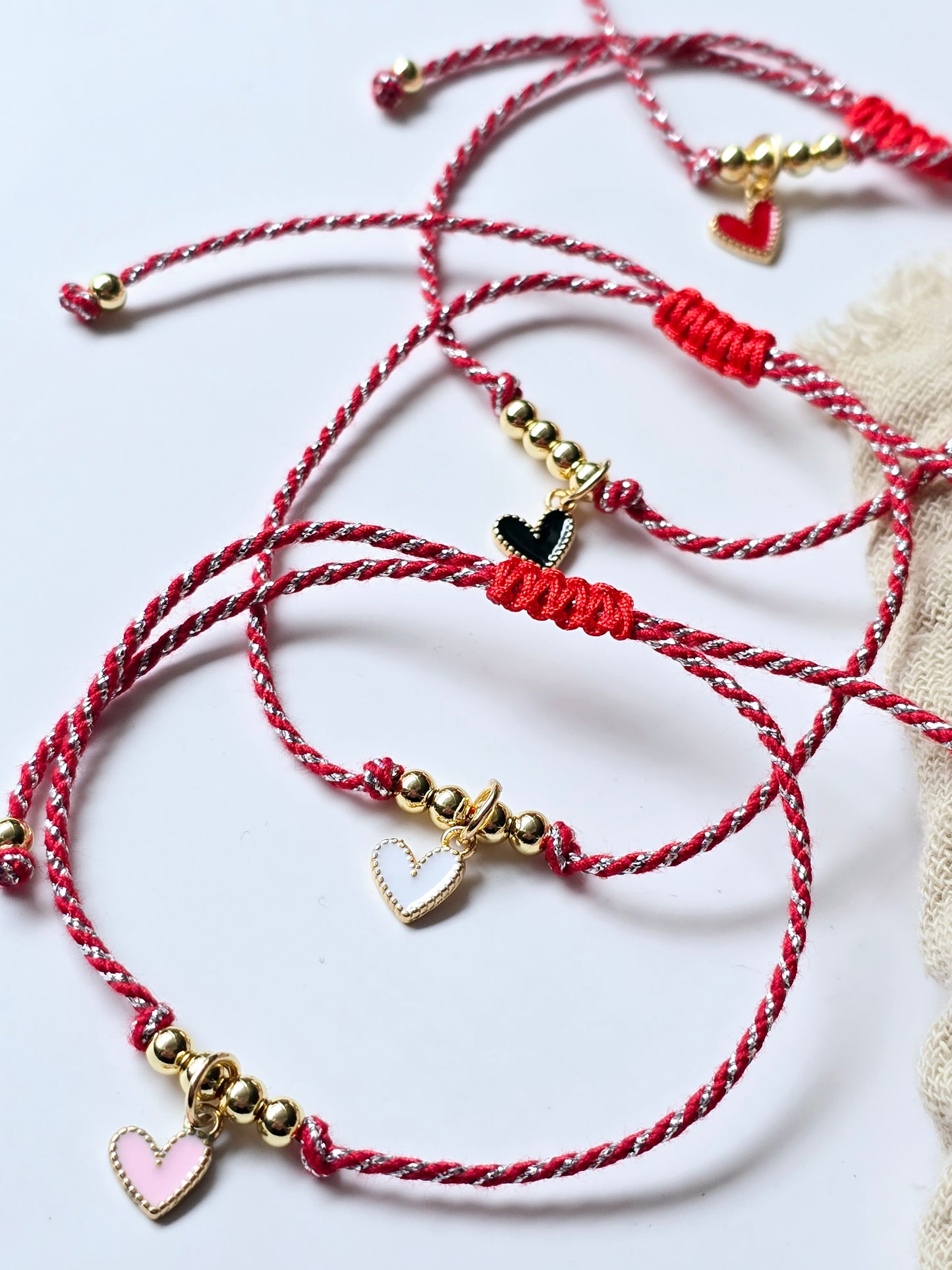 Armband "rot/silber/gold" mit Herz (4 Farben)