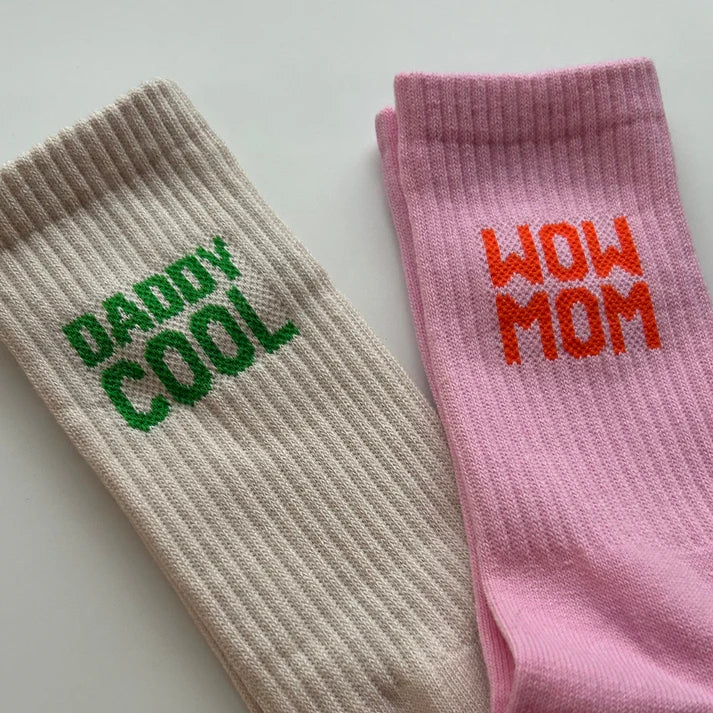 Socken HERR&FRAUHEMPEL Motiv: MOM rosa
