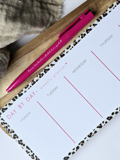 Wochenplaner Day bei Day / Leo Look / 50 Blatt / Notizblock / Mitbringsel / Kleinigkeit / Geschenk