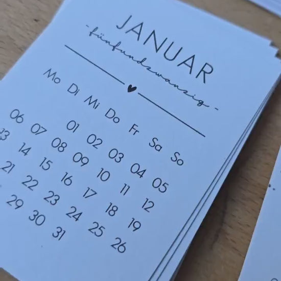 Kalender 2025 / A6 Planer / Bilder / Hülle / Kalendarium / Karten / schwarz-weiß