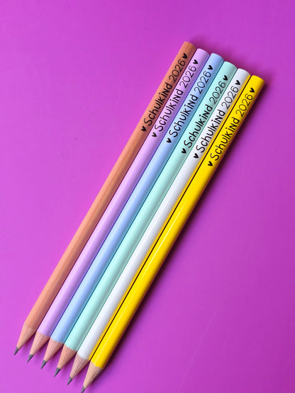 Bleistift Schulkind 2026 - 6 Farben - 3 Schrift Varianten